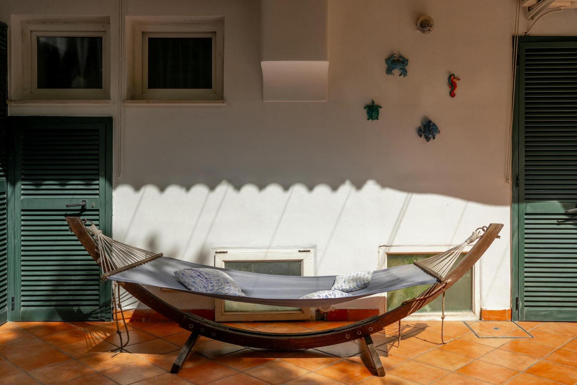 Apartment Nella Curva Della Funicolare, *